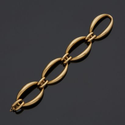 Bracelet en or jaune 18 k (750 millièmes)...