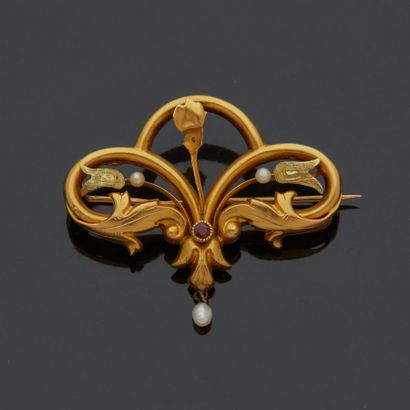 Broche feuillagée en or jaune 18 k (750 millièmes)...