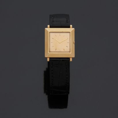 BOUCHERON - Montre bracelet d'homme en or...