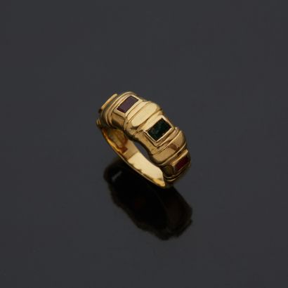 Bague en or jaune 18 k (750 millièmes) ornée...