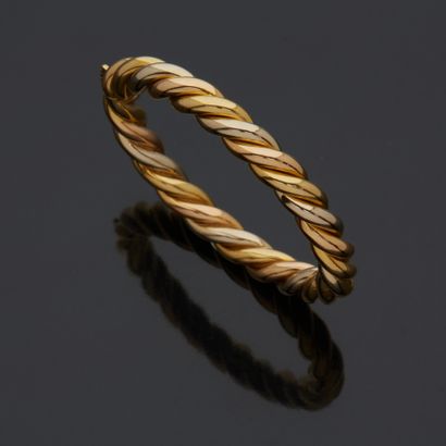 FRED

Bracelet jonc rigide torsadé aux trois...