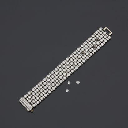 Bracelet en or gris 18 k (750 millièmes)...