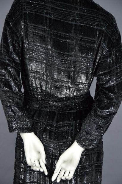 COURREGES Paris

Mid-length dress in black...