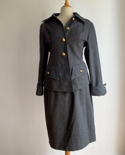 GIVENCHY 

Lot of clothing including:

Grey...