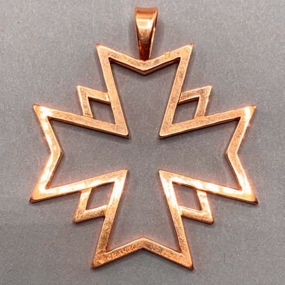 CHANEL

Pendentif croix en or jaune 18 k...