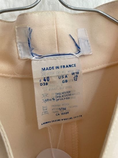 GIVENCHY

Cream mid-length dress, raglan...