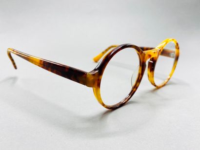 Lot of glasses including : 

POLO BY RALPH...