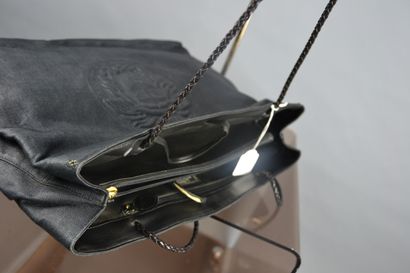 *Lot of bags including : 

GIANNI couture

-...