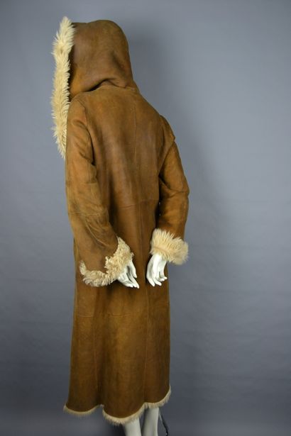 *JOSEPH

Long hooded coat in lambskin and...