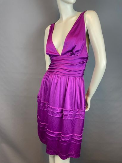 Roberto CAVALLI

Lot de robes :

- Robe en...