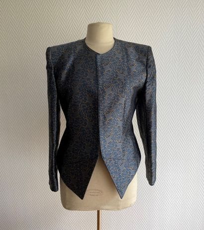 Lot of clothes including :

GIVENCHY 

-...