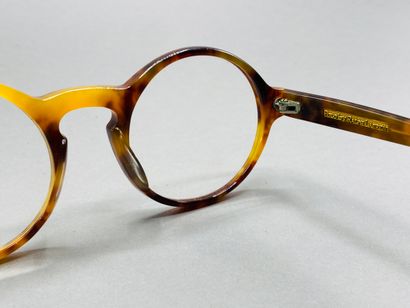 Lot of glasses including : 

POLO BY RALPH...