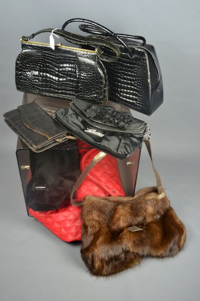 *Lot of various bags in the state

We joined...