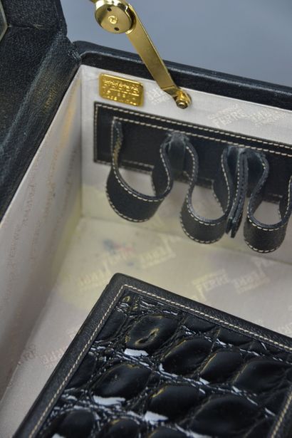 *Gianfranco FERRE 

Vanity case et coffret...