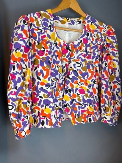 Guy LAROCHE Boutique

Ensemble en coton composé...