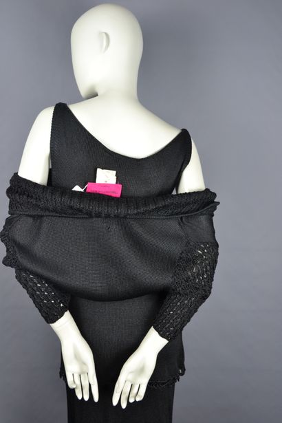 *LACROIX

Robe longue en viscose noire, fines...