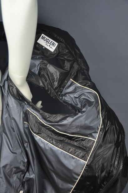 *Thierry MUGLER

Black synthetic sleeveless...