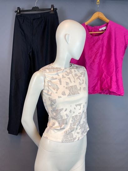Lot de vêtements dont : 

Yves SAINT LAURENT

-...