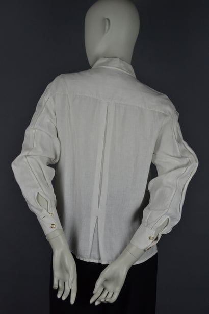 CHANEL

White linen and cotton shirt, small...
