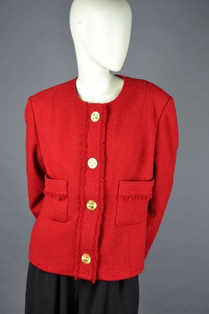 CHANEL

Red wool tweed jacket, long sleeves,...