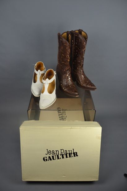*Jean Paul GAULTIER

-Santiags basse blanche...