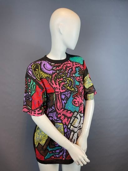 After Robert COMBAS 

Tee shirt decorated...