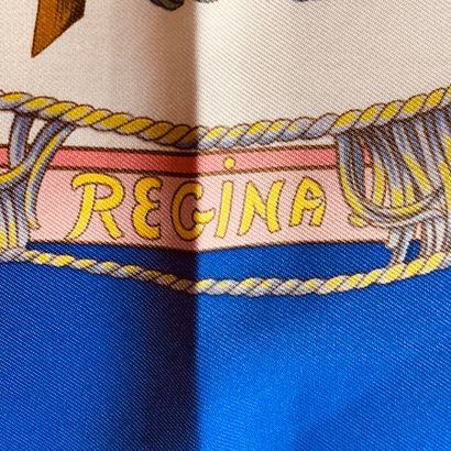 
HERMES Paris

Carré en twill de soie imprimé...