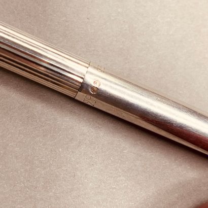 
DUPONT

Silver ballpoint pen, crab stamp,...