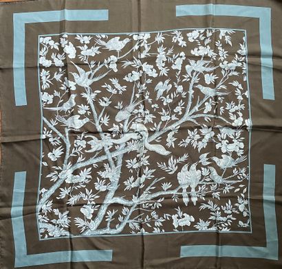 
HERMES Paris

Silk twill square 