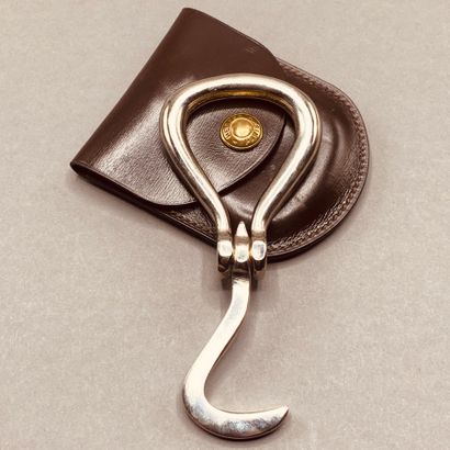 HERMES

Vintage folding hoof pick for horses,...