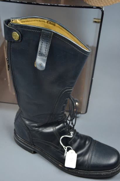 *Lot of shoes including :

DOLCE & GABANNA

-...