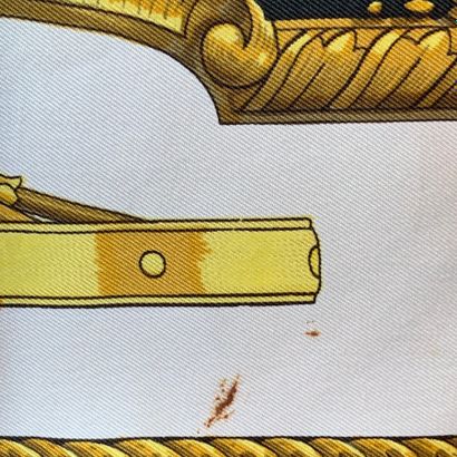 
HERMES Paris

Carré en twill de soie imprimé...