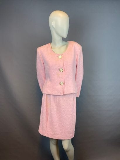 GIVENCHY

Light pink cotton outfit, consisting...