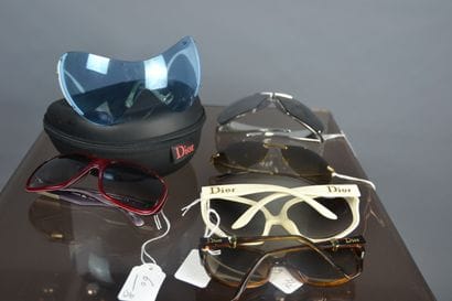 *Lot of various pairs of glasses including...