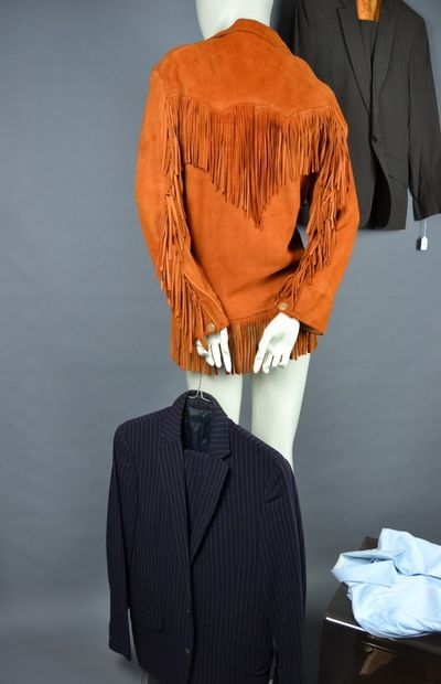 *Set of clothes including : 

MEXICO

- Brown...