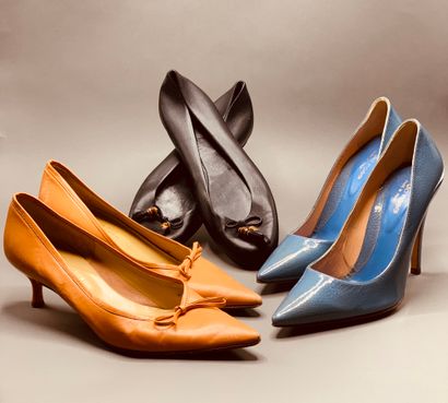 
Lot of shoes including :

GUCCI

- Black...