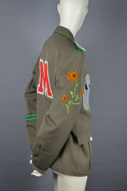 *DG DOLCE & GABBANA

Khaki militaria style...