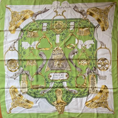 
HERMES Paris

Square in printed silk twill...