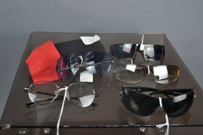 *Lot of various pairs of glasses including...