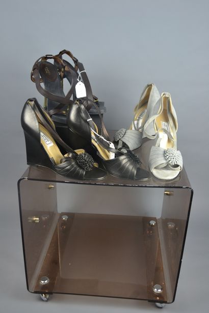 *Lot of shoes including : 

GUCCI

- Brown...