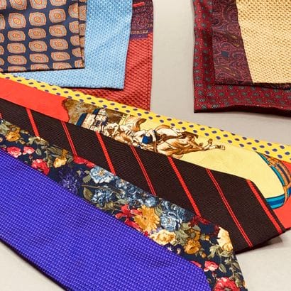 Lot of clutches and ties including : 

CHRISTIAN...
