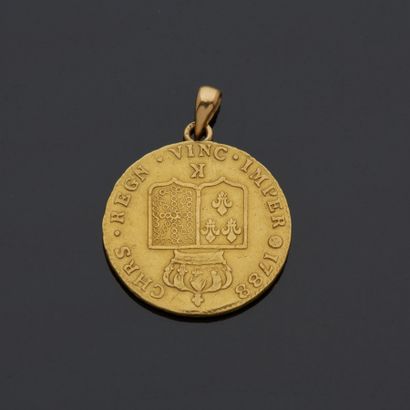 Pendentif en or jaune 18 k (750 millièmes)...