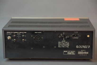 SONY EL-7

Rare magnétophone Sony Elcaset...