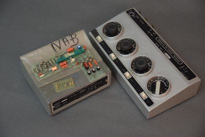Deux appareils NAGRA:

NAGRA Mixer BM II,...