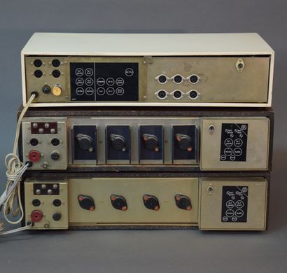 Ensemble de 3 ampli-tuners IS200 de la marque...
