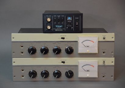 TEAC AR-9D

 Deux préamplis à  lampes Teac...