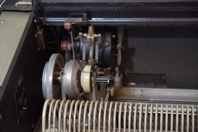 DISCOMATIC DIAMANT 

Rare juke box horizontal...