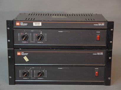 JBL - UREI, trois amplis de puissance :

JBL...