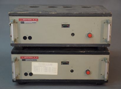 KH TELEWATT A120E

2 amplificateurs blocs...