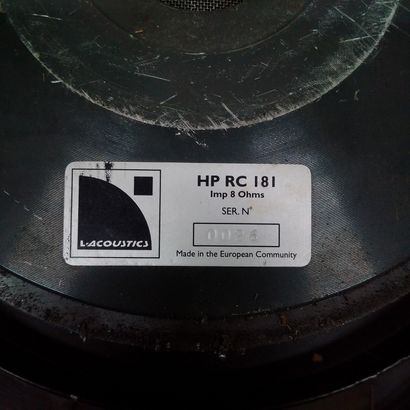 
L.ACOUSTICS HP RC 181 8 OHMS, très bons...